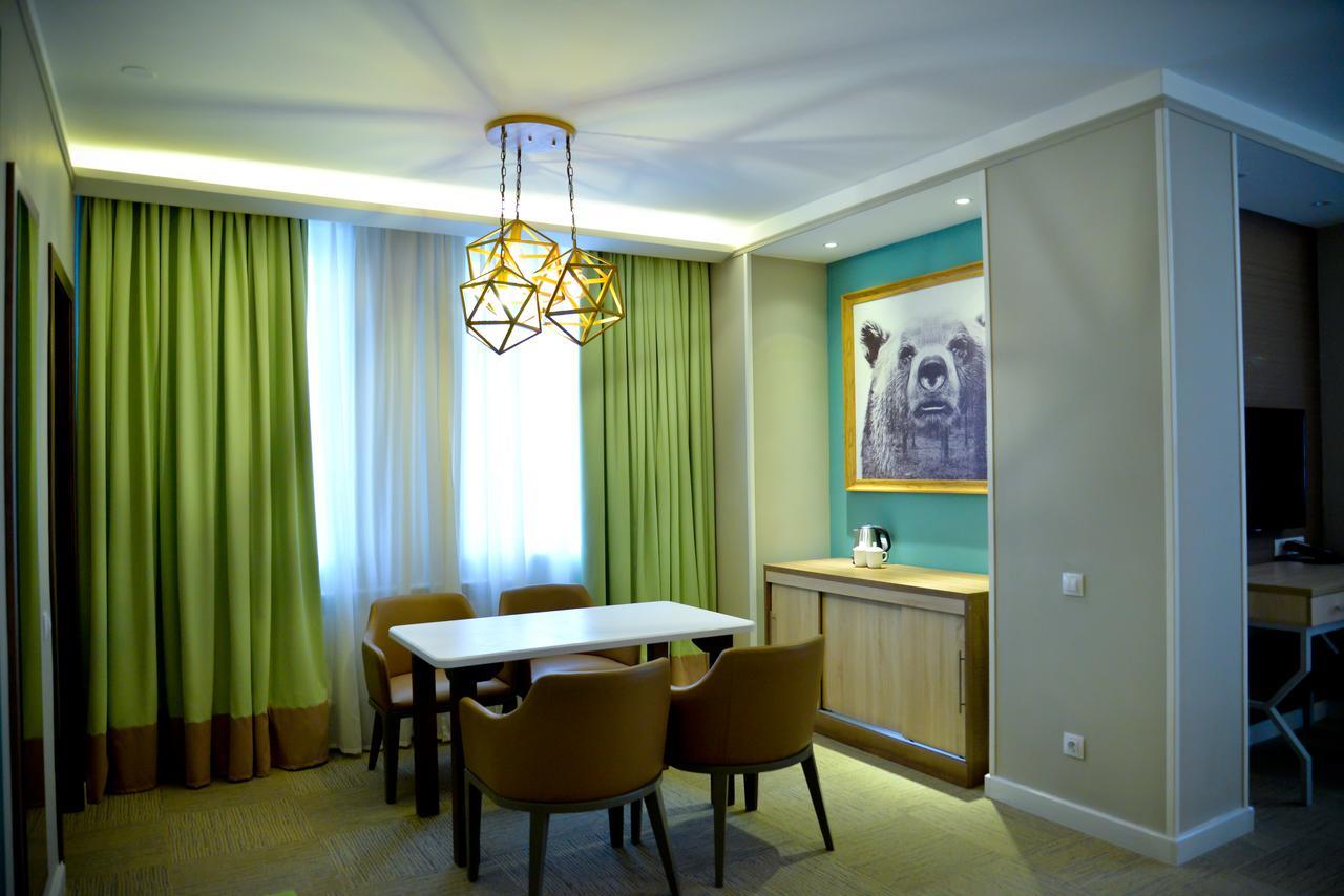 Green Which Hotel Kokshetau Exterior photo